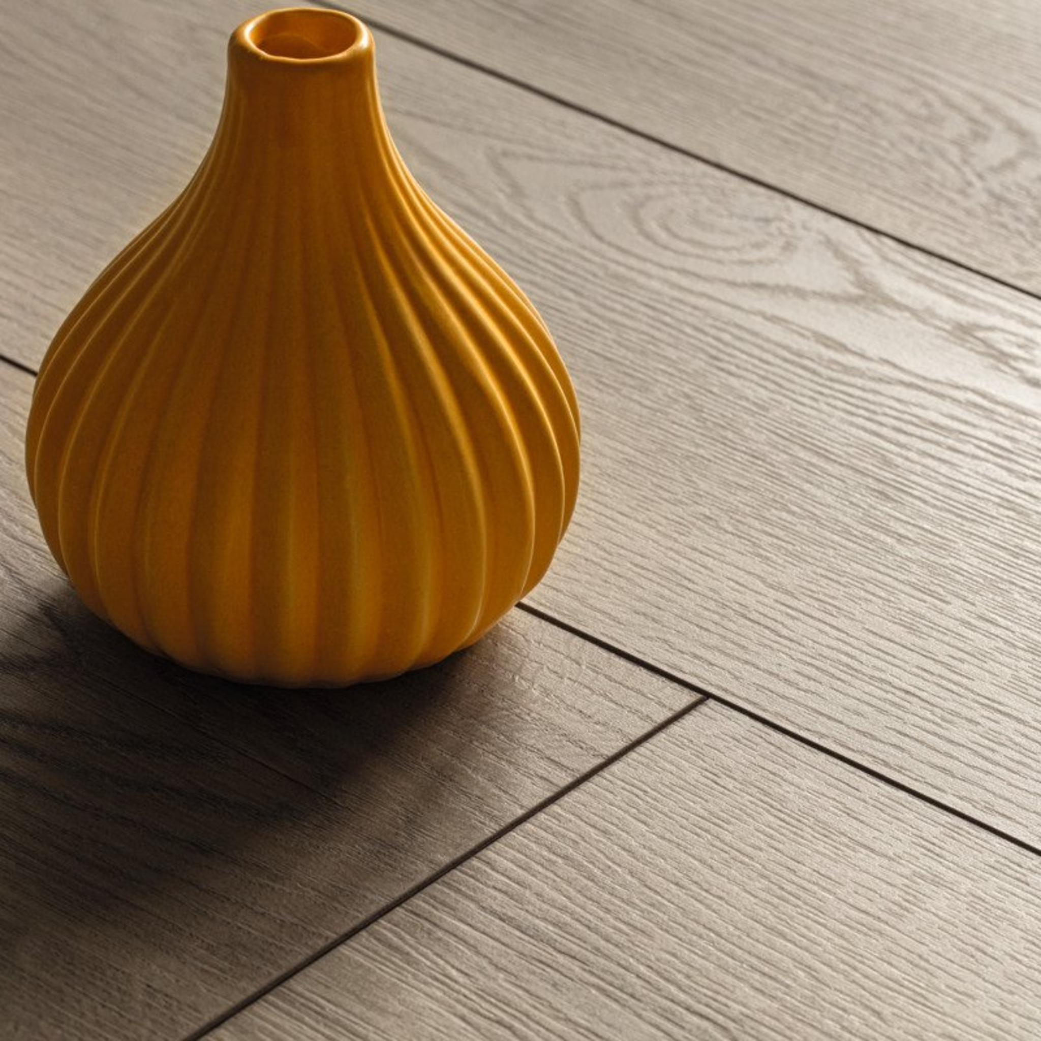 Oak Cordoba Moderno