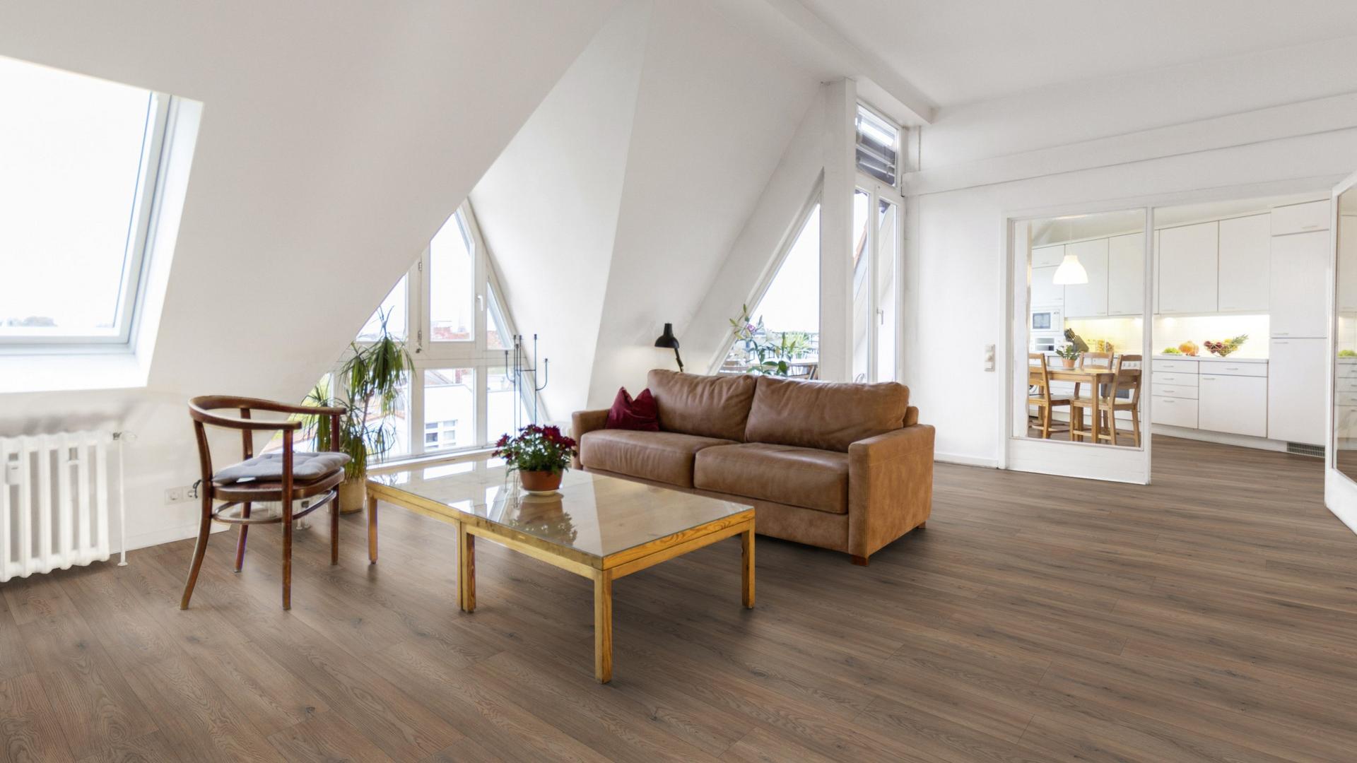 Oak Cremona Tartufo